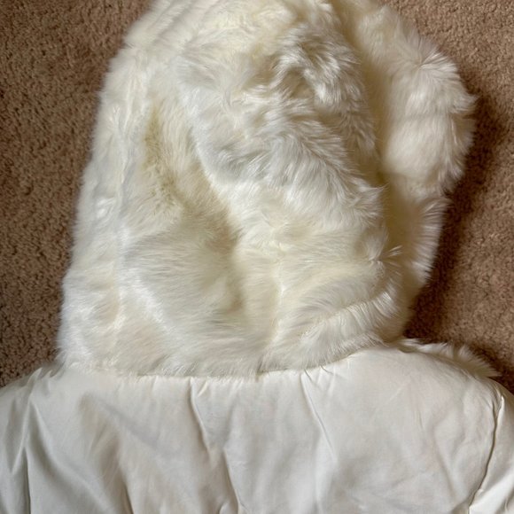 French Connection FCUK CG1313 Girl's Faux Fur Trimmed Coat, Cream Kids 8/10Y NEW - Picture 10 of 11